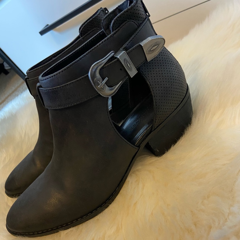 American eagle boots